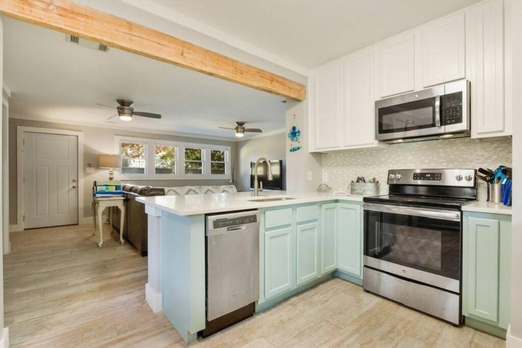 Shady Oaks Beach House With Beautiful Ocean Views! Gulfport Zewnętrze zdjęcie
